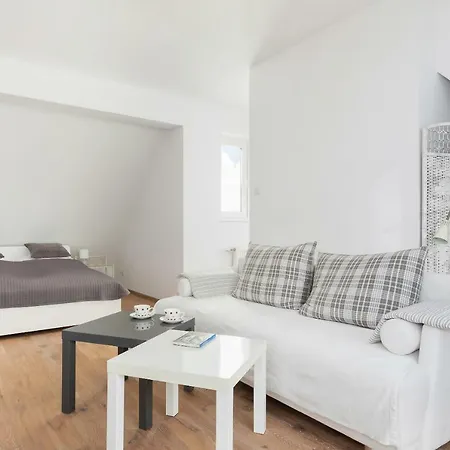 Jantar - City Center 4 Gieldowa Apartment *